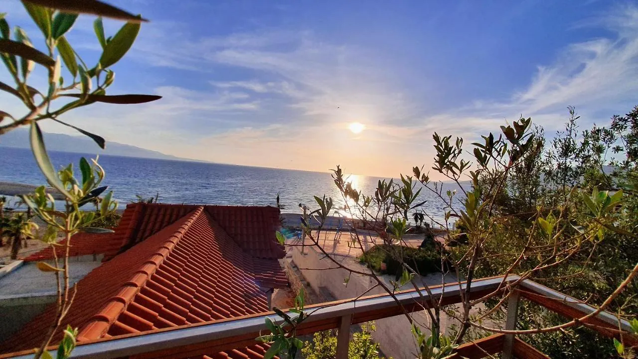 Villa Skenderi Sarandë