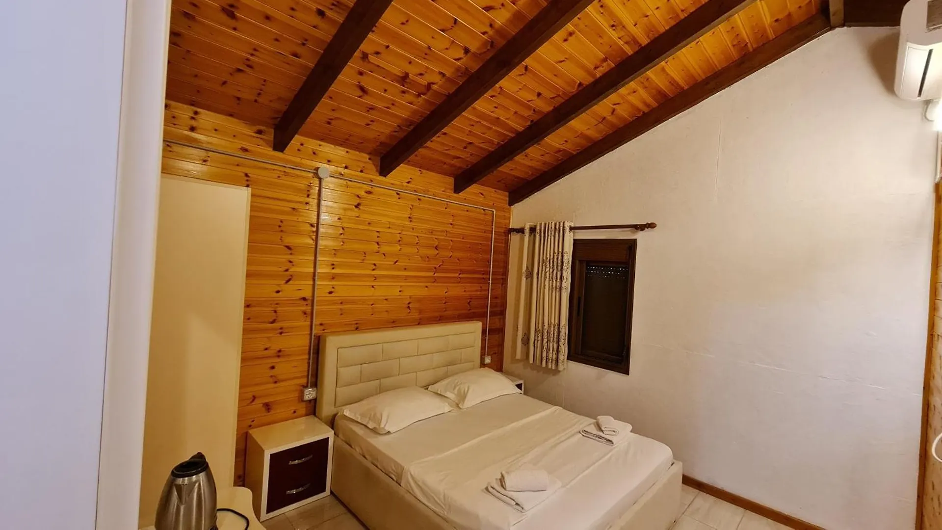 Villa Skenderi Sarandë 0*,  Albanien